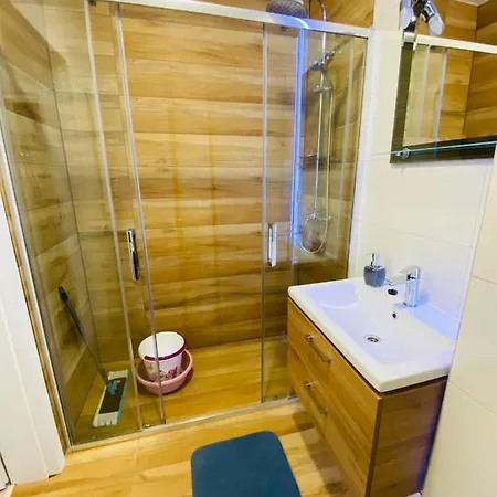 Laura Z Widokiem Na Morze- Διαμέρισμα *